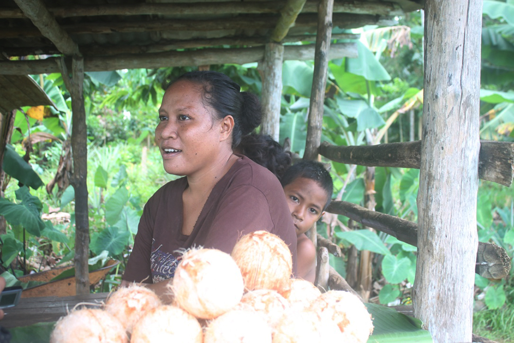 Sanders supporters: Unmoved by plea to support Clinton