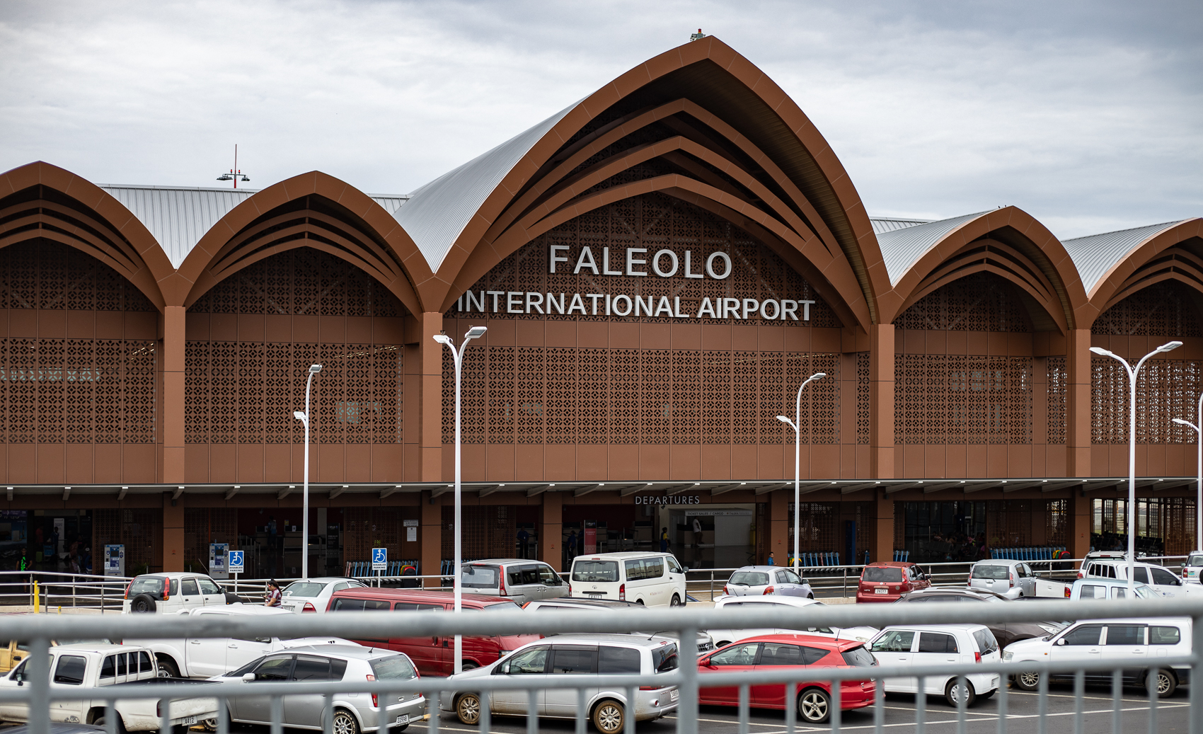 Airline restricts cargo due to jet fuel rationing