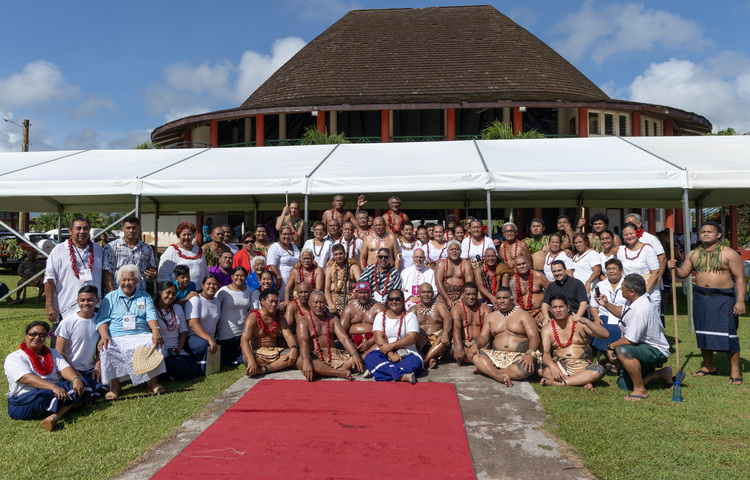 Late archbishop remembered as congress starts