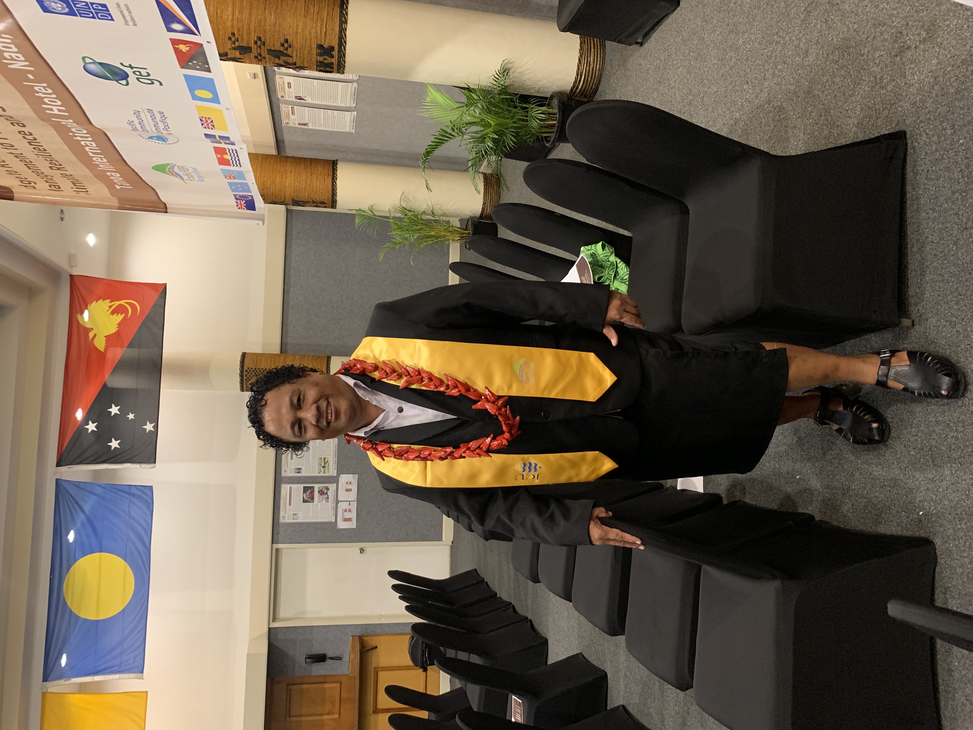 Fata Malolo Funefeai receives post graduate certificate 