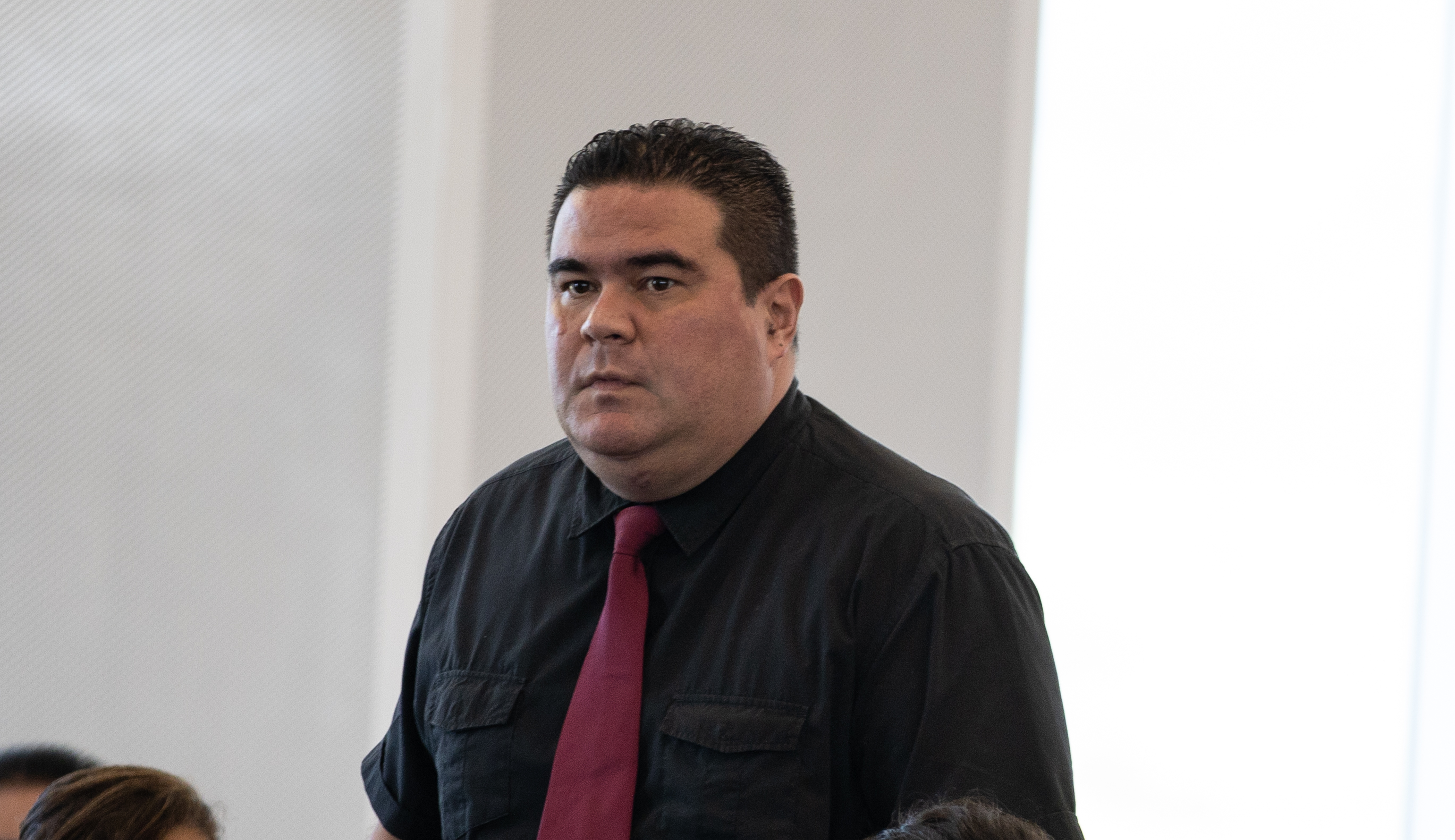 Cabinet extends A.G's contract