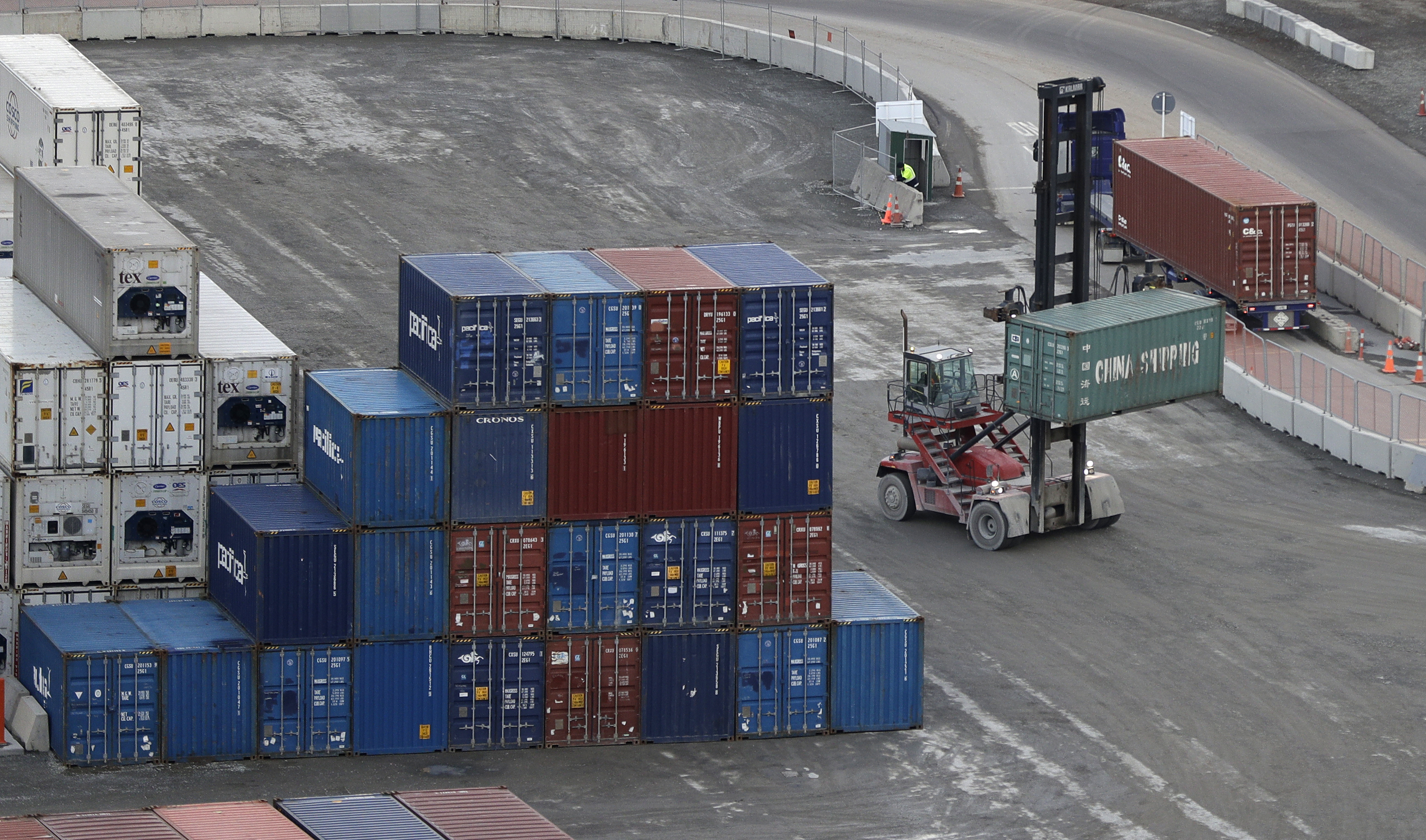 New Zealand economy shrinks record 12% due to virus lockdown