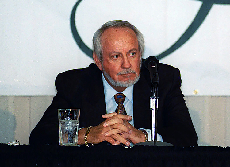 R.D. Hubbard, horse racing breeder, executive, dies at 84