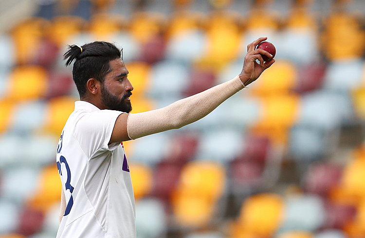 India dismisses Australia for 294, needs 328 to win 4th test