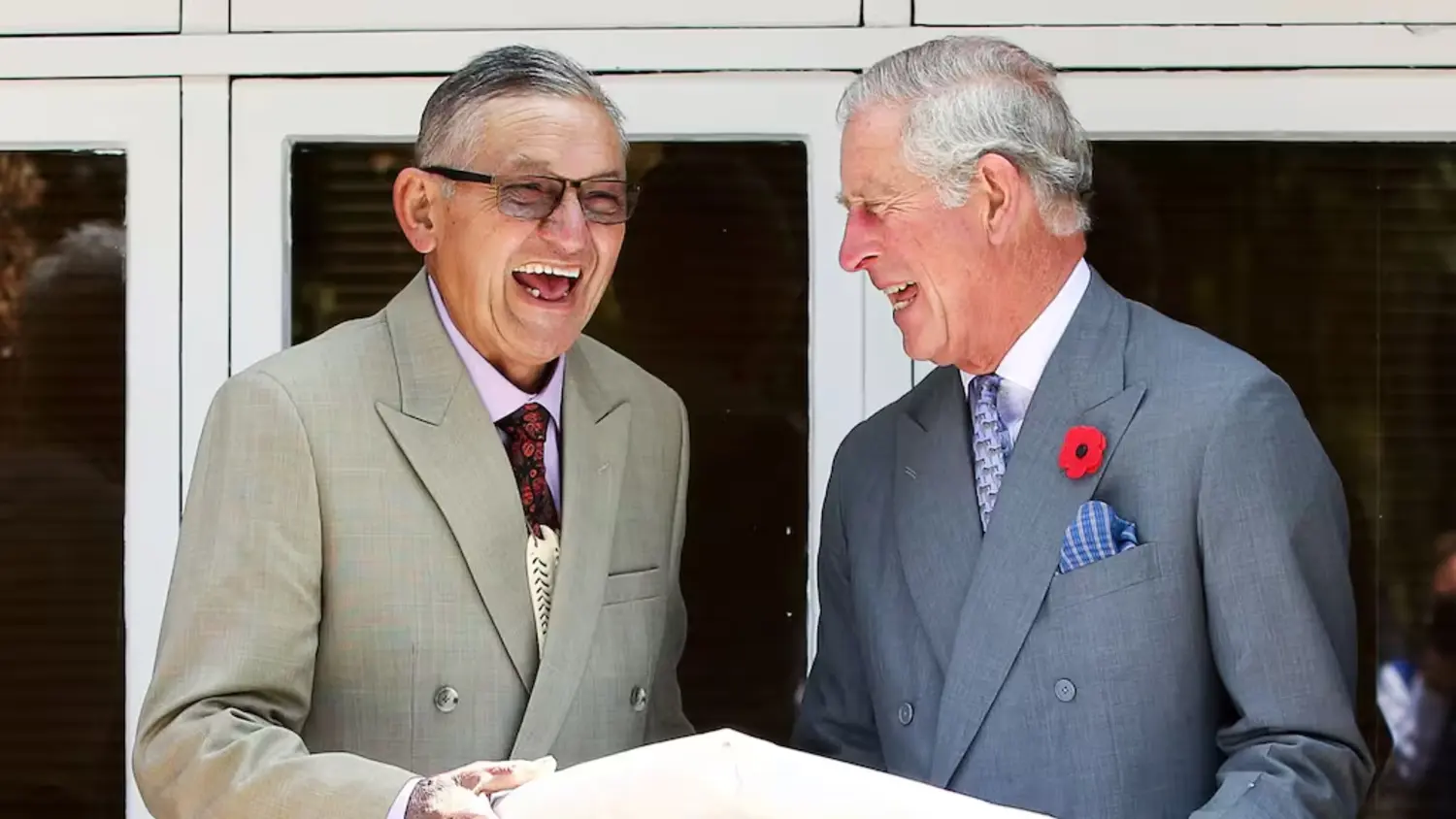 Tributes flow for Maori King