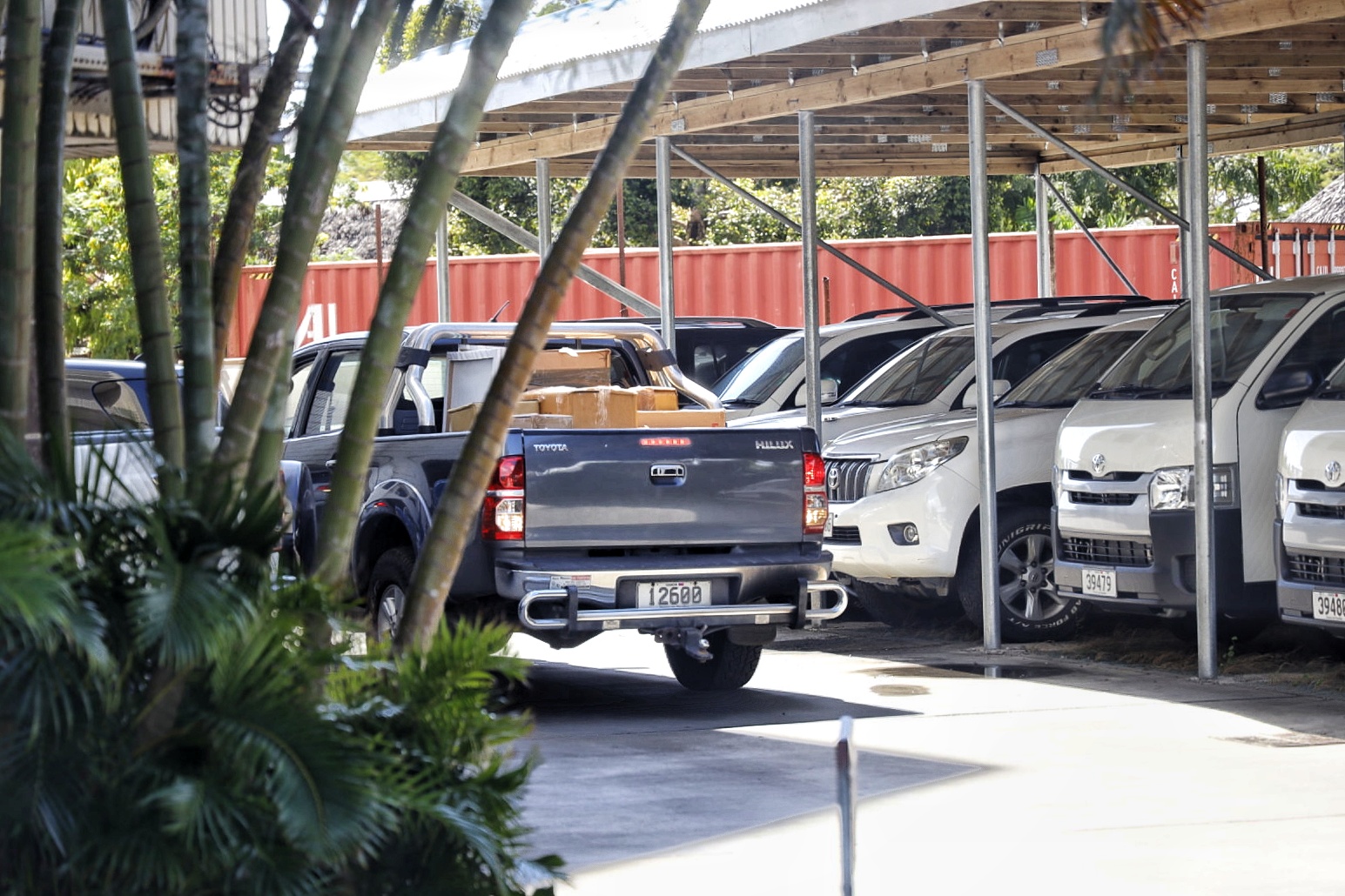 Former P.M. quietly packs up