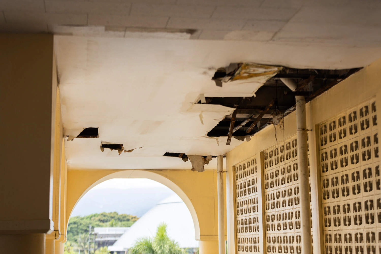 More visible damages at the Mulinuu courthouse