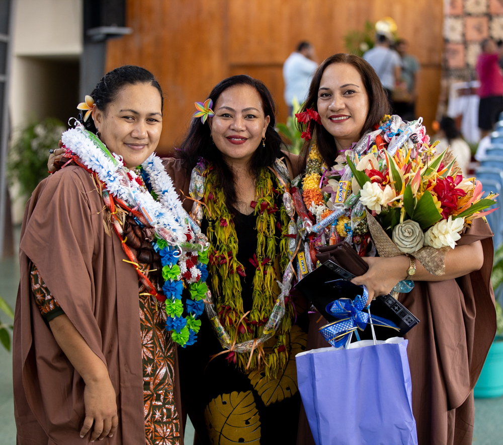 Samoa Graduation Samoa Observer | U.S.P. celebrates
