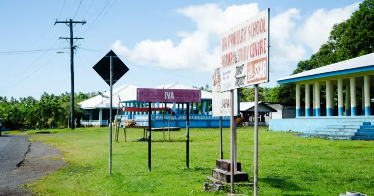 Iva's apology to PM on hold