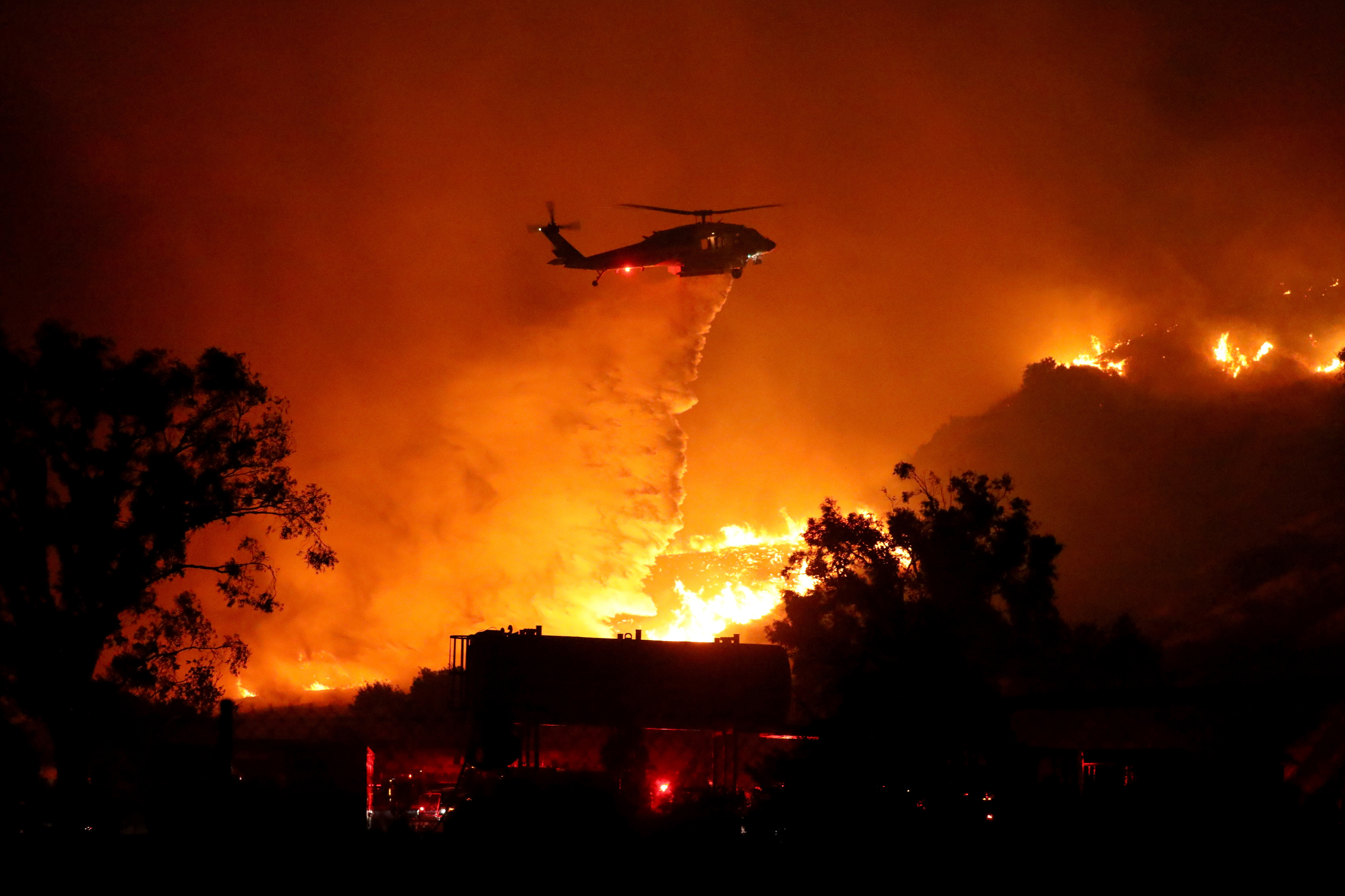 California winds move south, may force new power outages