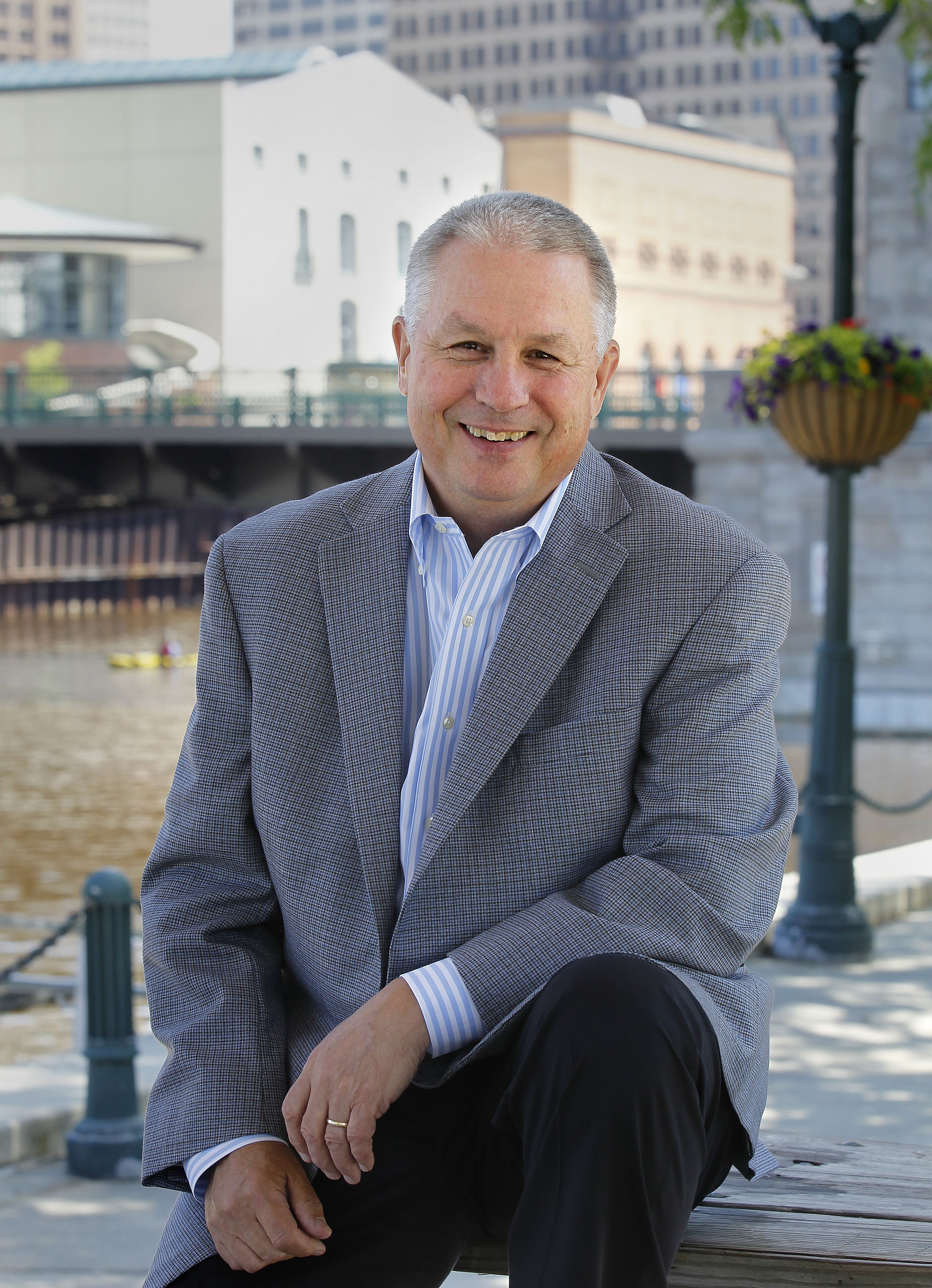 Steven Smith Appointed Executive Chairman of INYO Broadcast Holdings