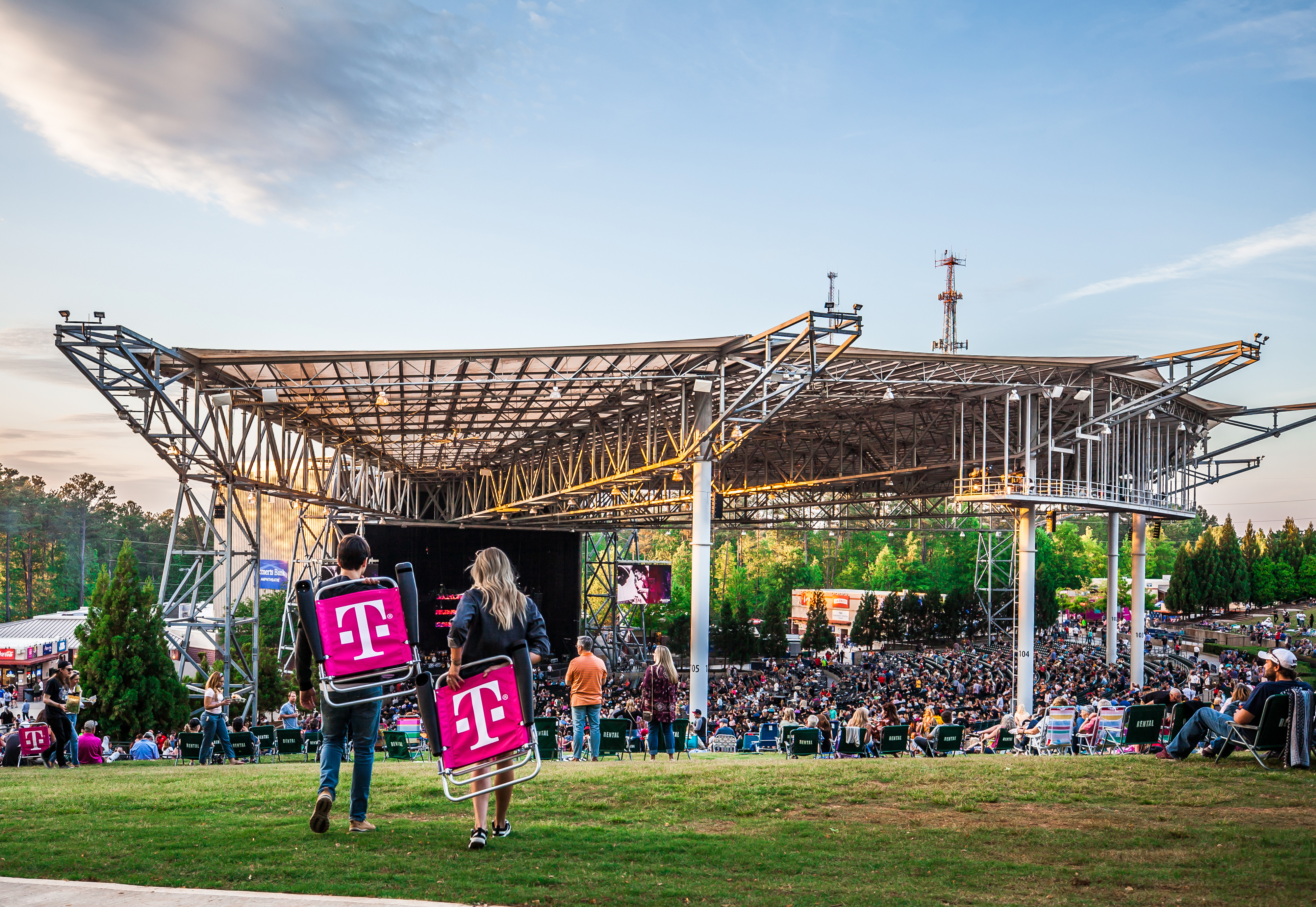 T-Mobile Customers Get Exclusive $25 Tickets to the Hottest Summer Shows