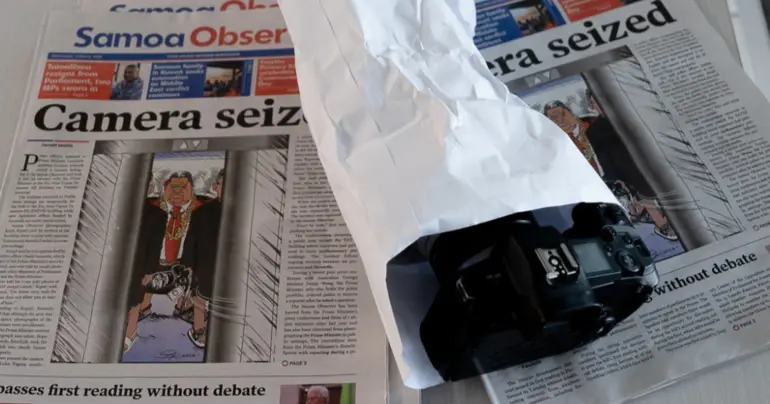 A camera, a Prime Minister and the question of control