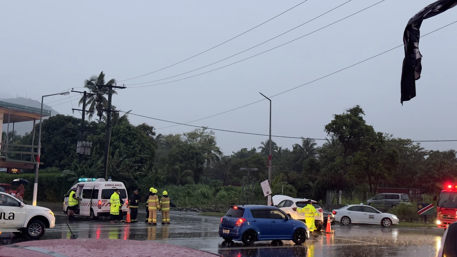 Crash causes traffic chaos in Matautu 