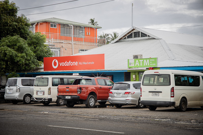 Lotopa retailer hit by U.S. slowdown  