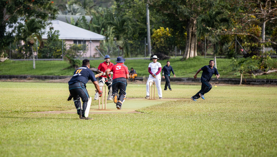 Siusega Bradaz champs of Teuila cricket comp, 73 - 72