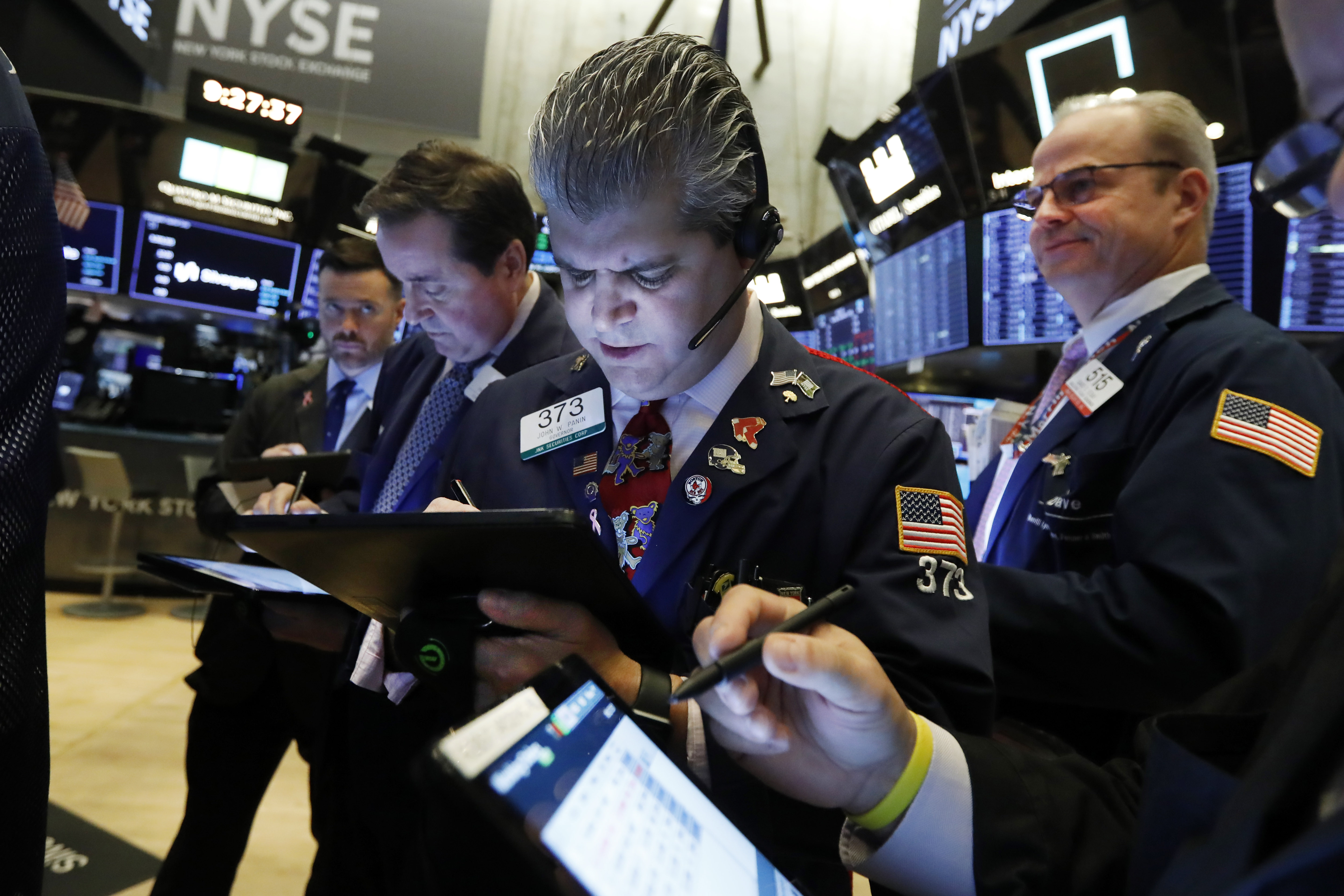 US-China trade deal hopes lift stocks on Wall Street