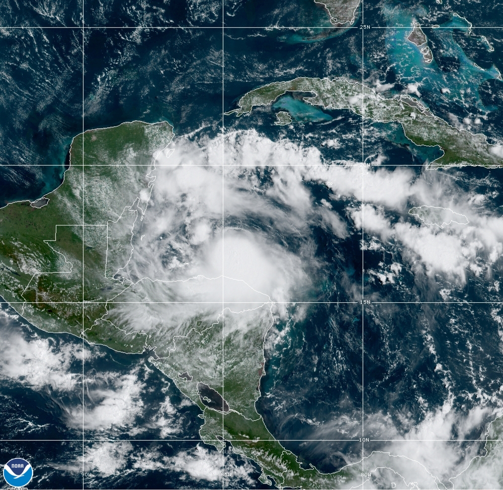 TS Nana barrels toward Belize, could become hurricane