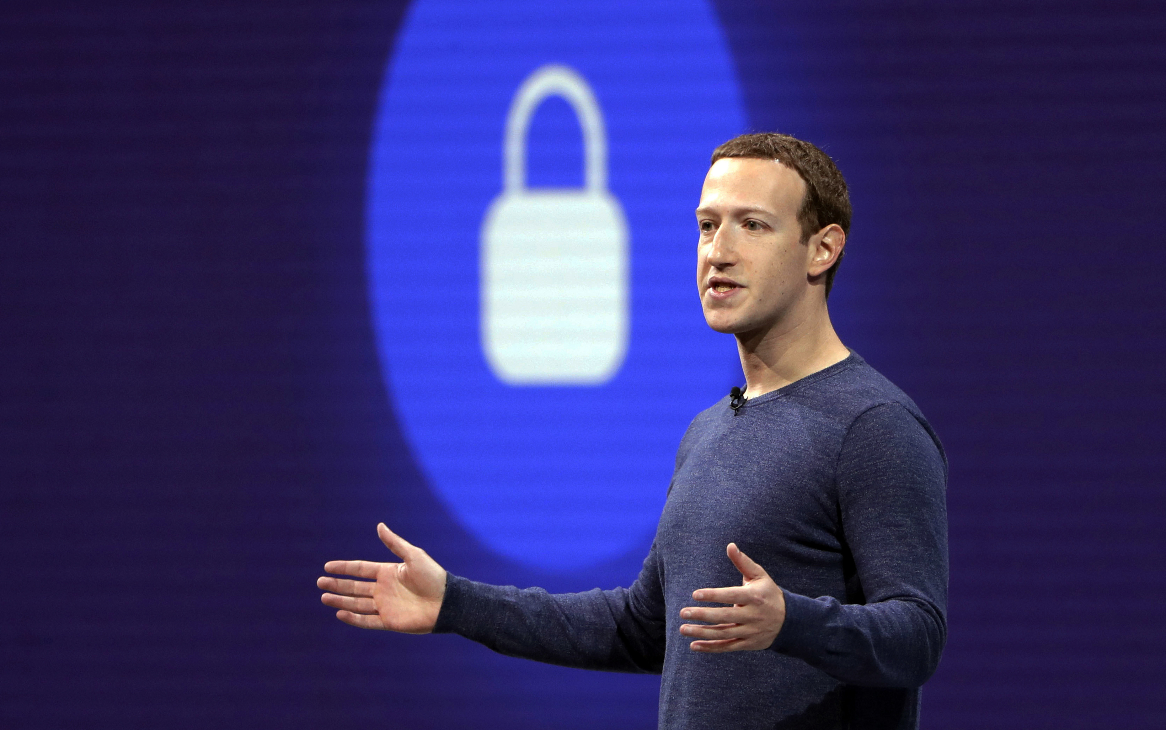 Feds fine Facebook $5B, pin privacy onus on Zuckerberg