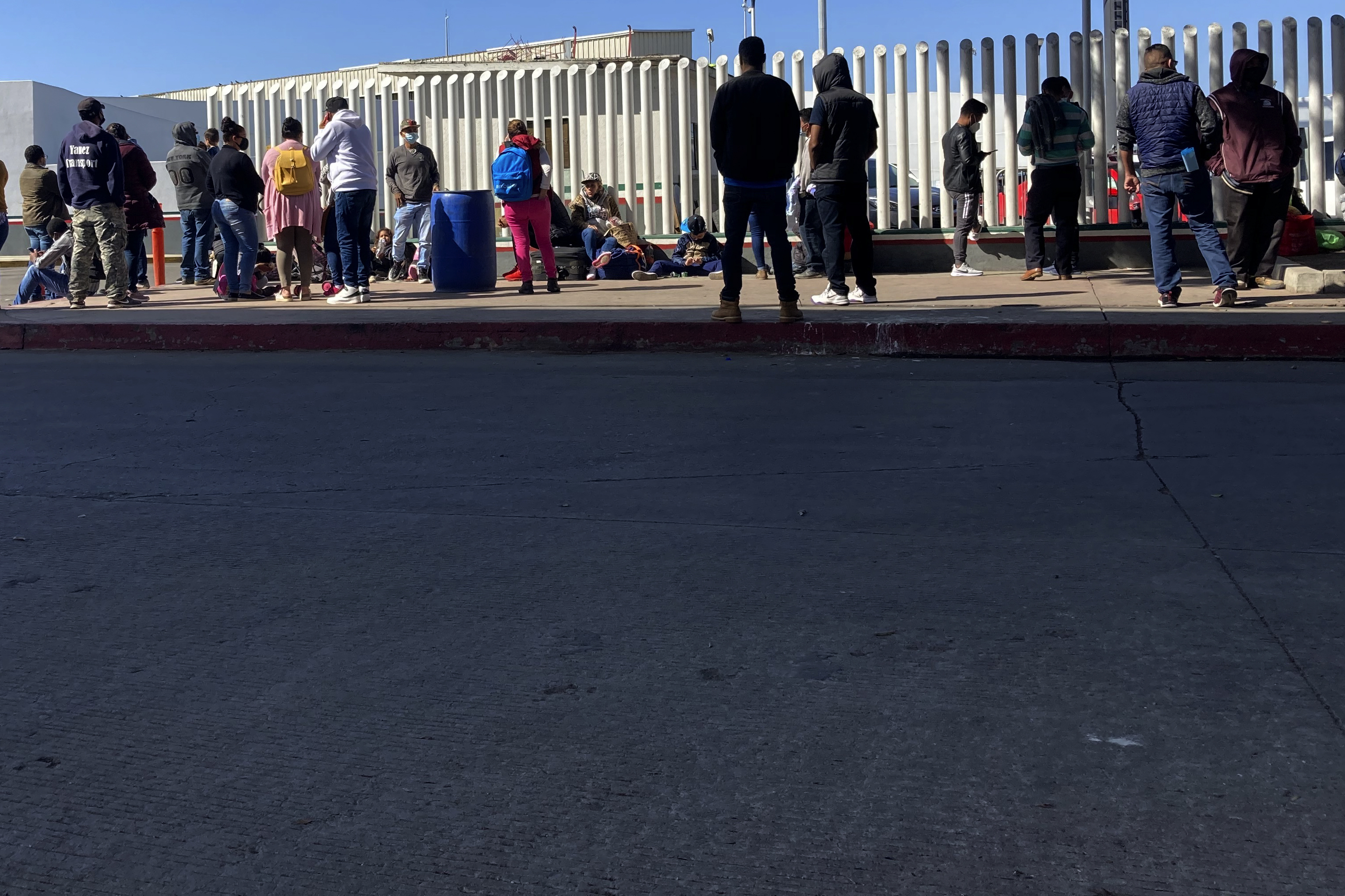 Justice Dept. seeks high court input on 'Remain in Mexico'
