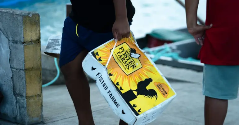 Govt sets chicken box price at 120