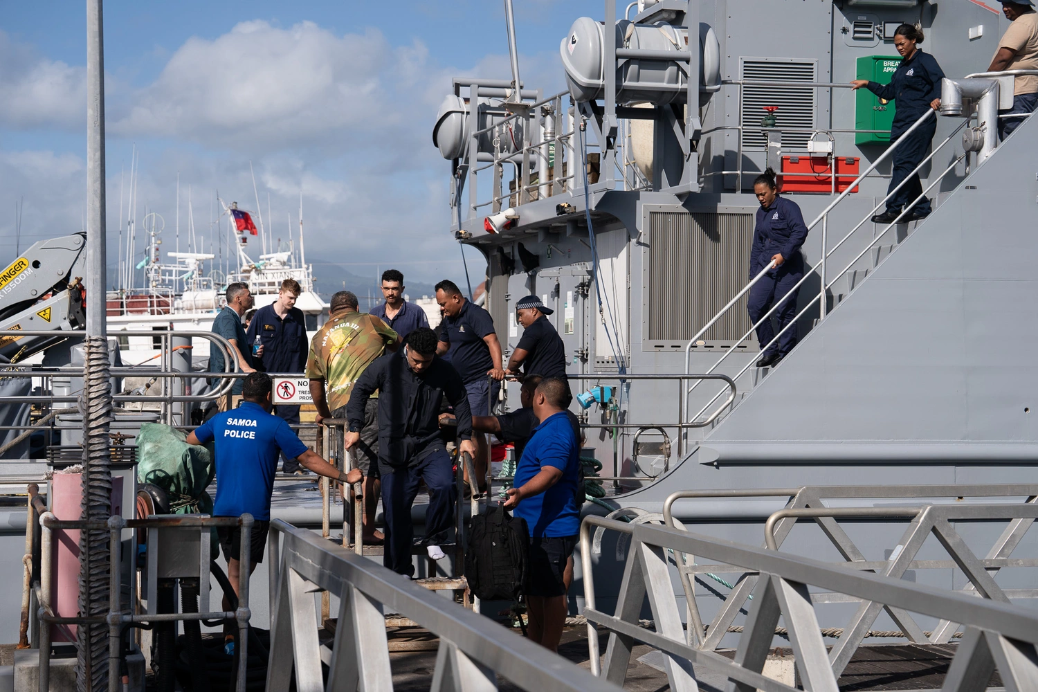 Oil spill concern: The sinking of HMNZS Manawanui
