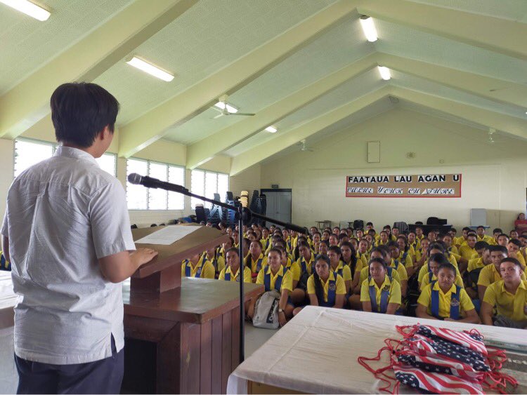 American diplomat urges Savai'i students to "think big"