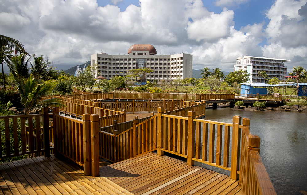 New boardwalk adds to park's attraction