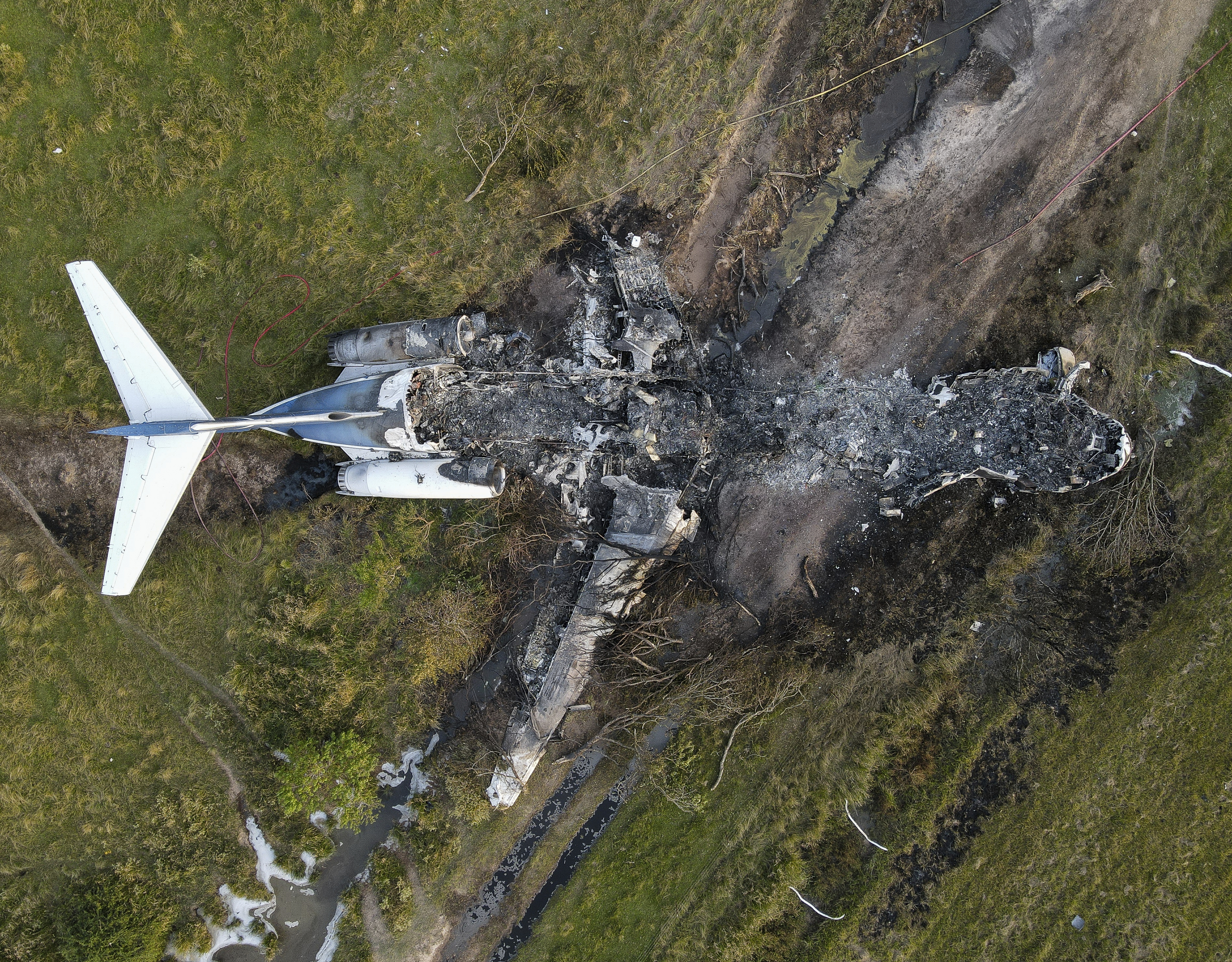 NTSB recovers black boxes from plane that burned in Texas