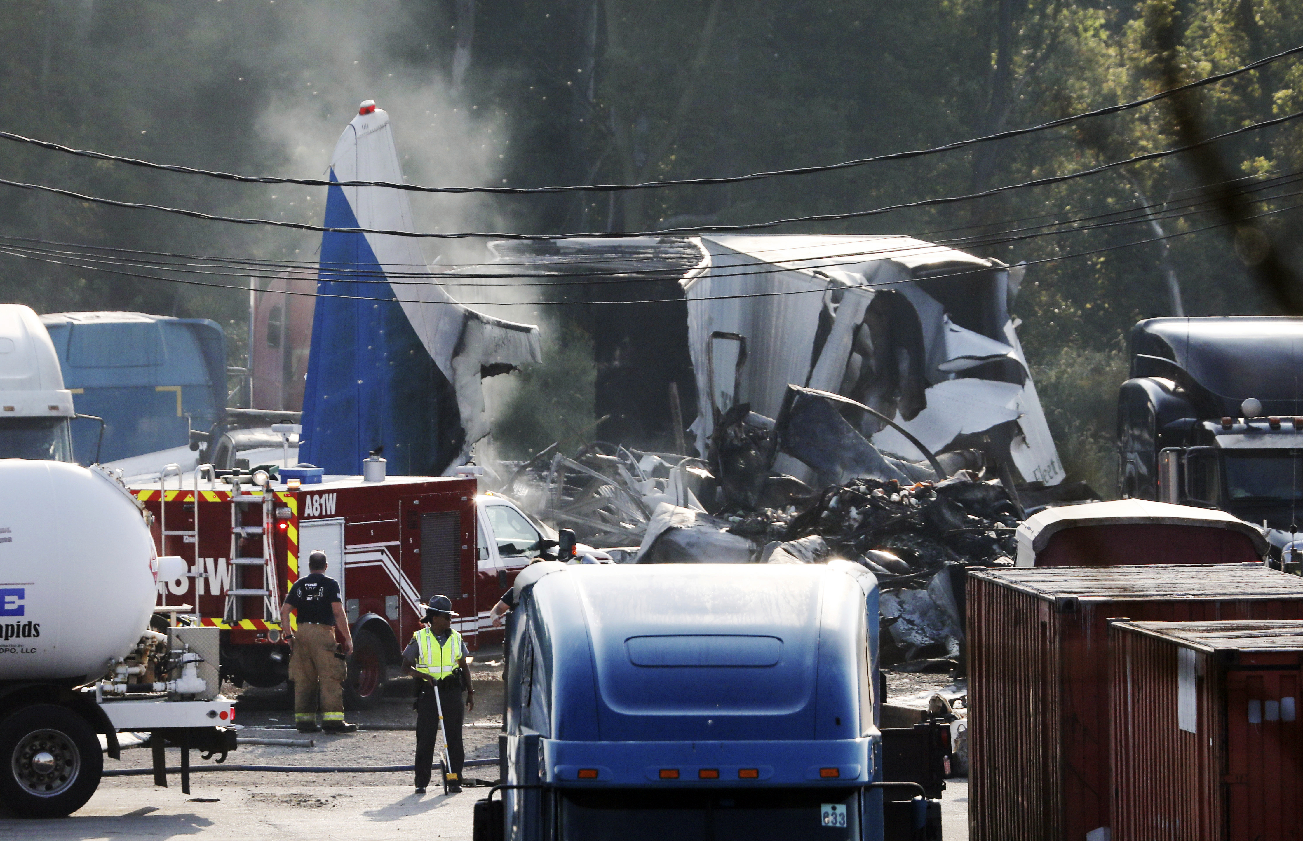 The Latest: 2 dead in Ohio cargo plane crash were from Texas