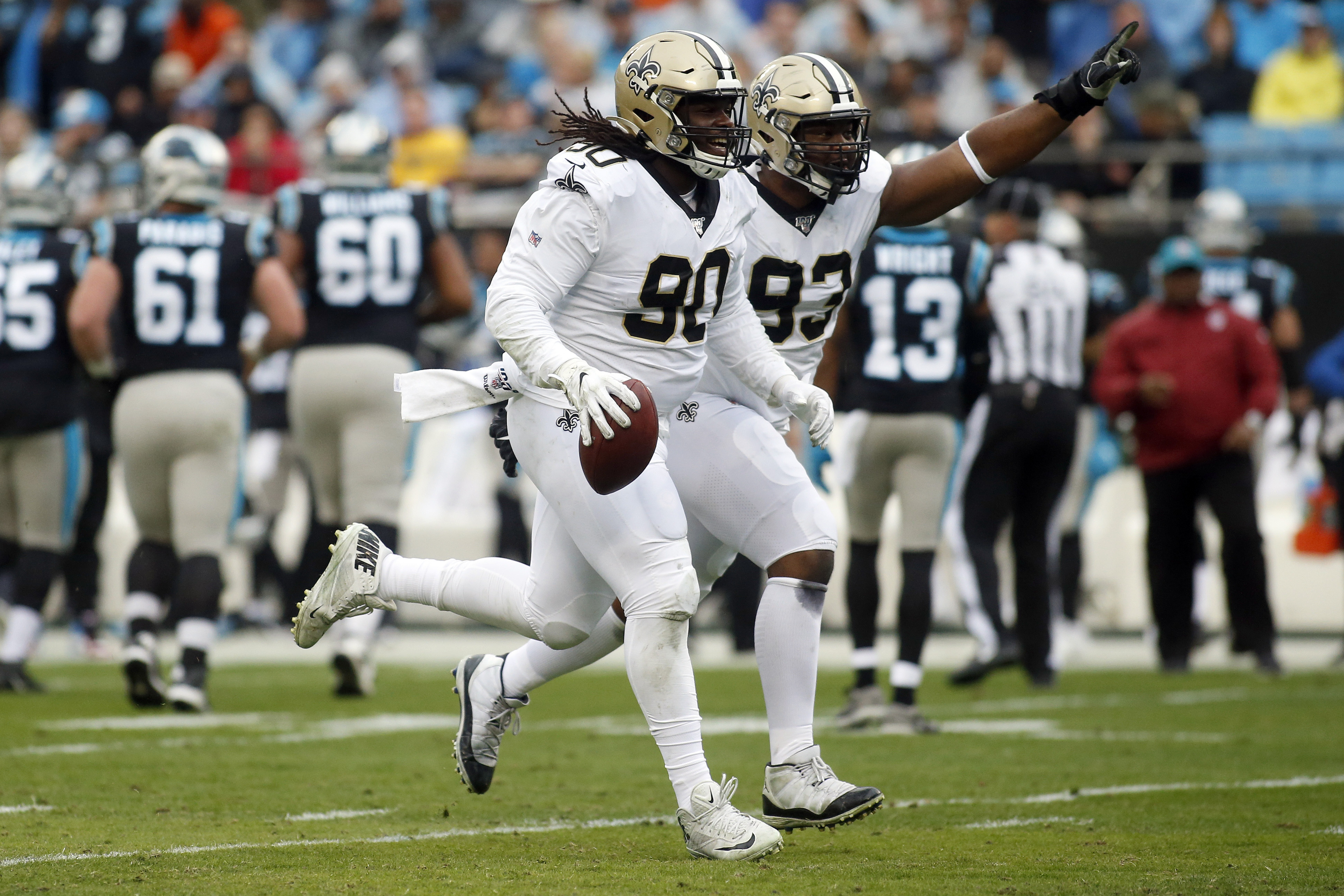 Saints take care of Panthers, still hope for playoff bye