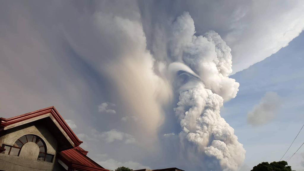 Tiny volcano erupts near Manila, causing villagers to flee