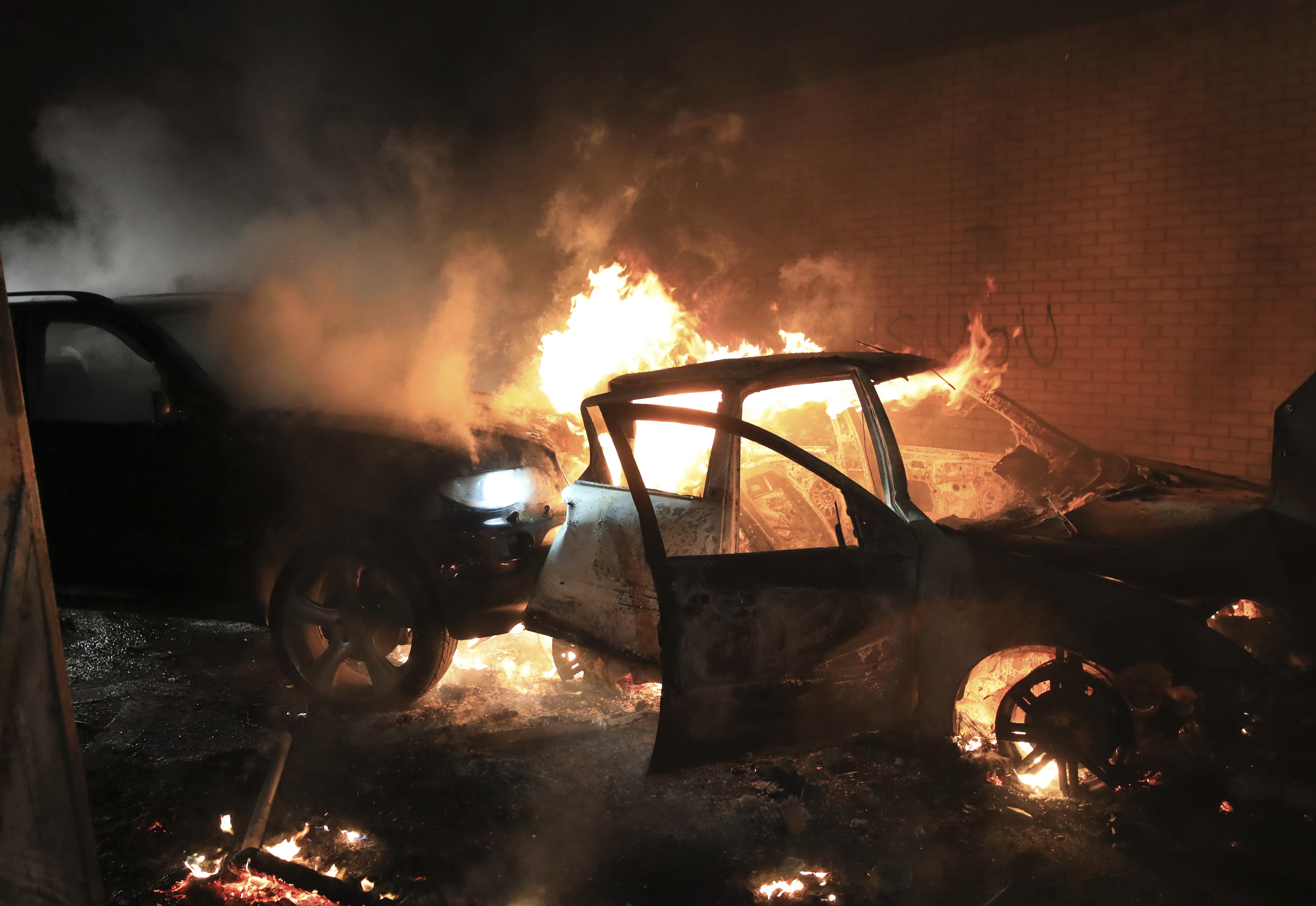 N Ireland leaders call for calm after night of violence