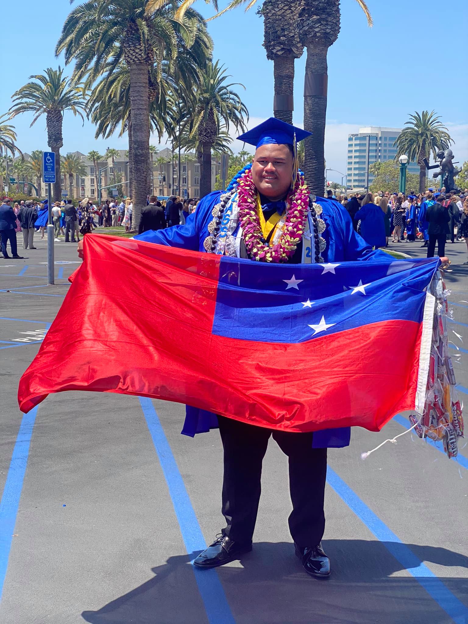 Young Samoan moves toward N.F.L. dream
