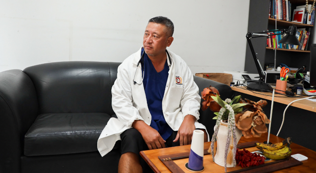 Top doctor calls for public vaccinations