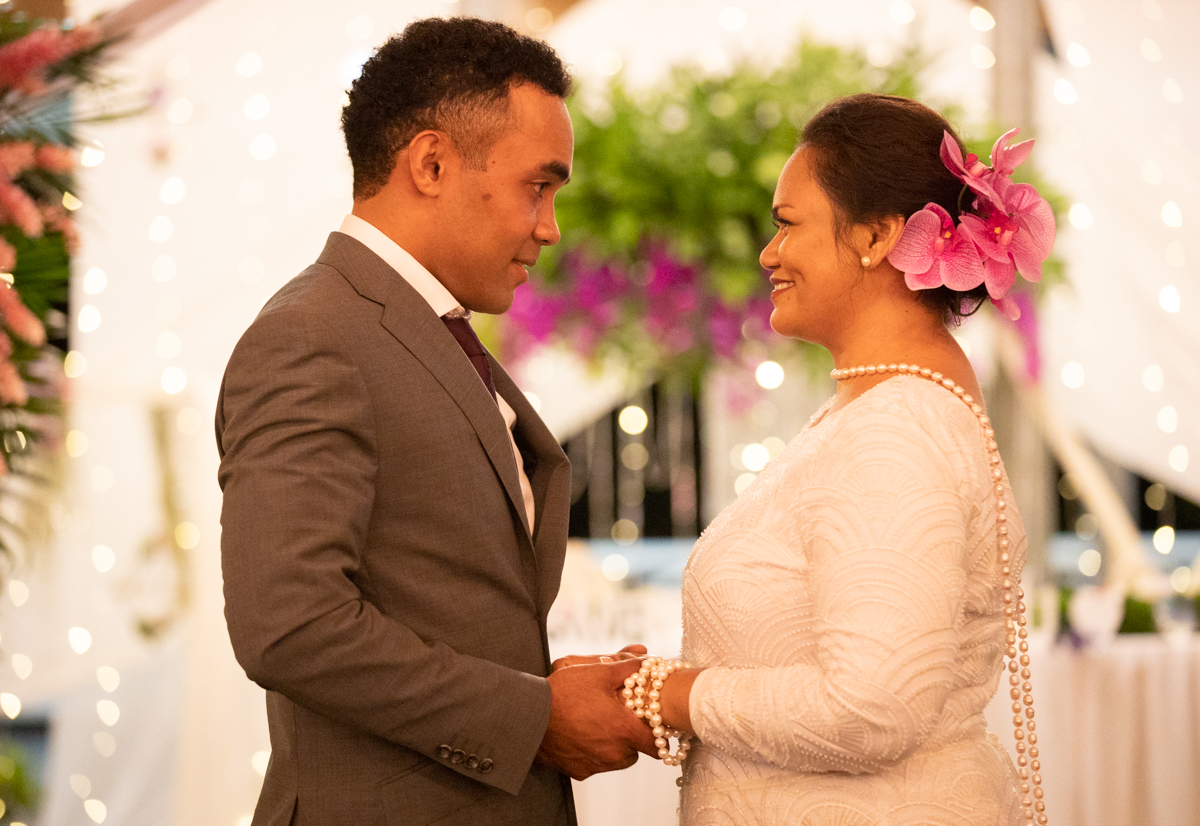 Former Miss Samoa ties the knot 