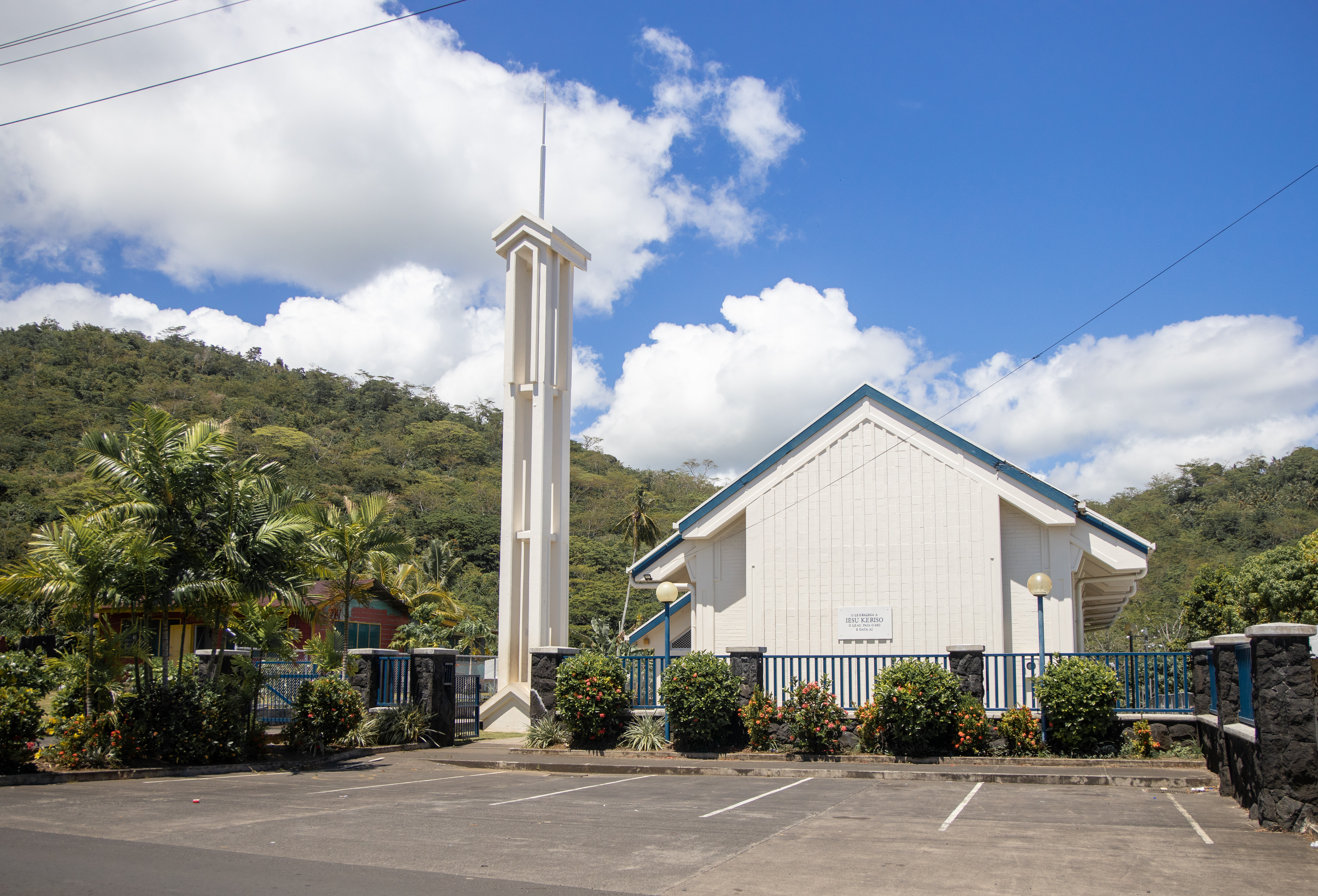 Church cancels Christmas event