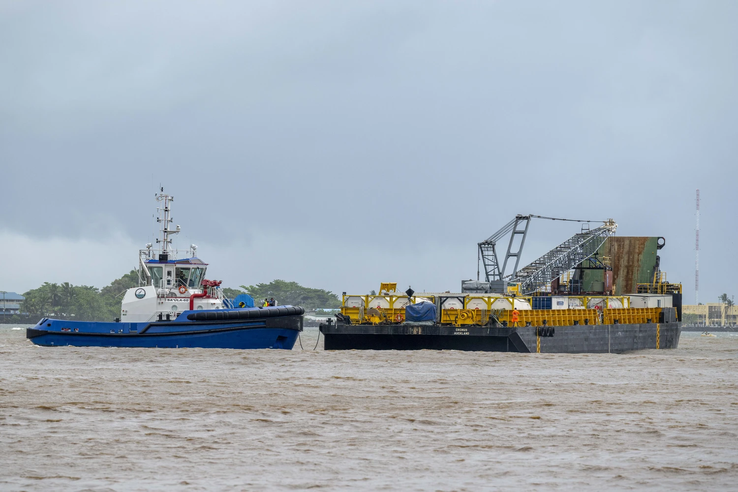 Manawanui fuel salvage continues