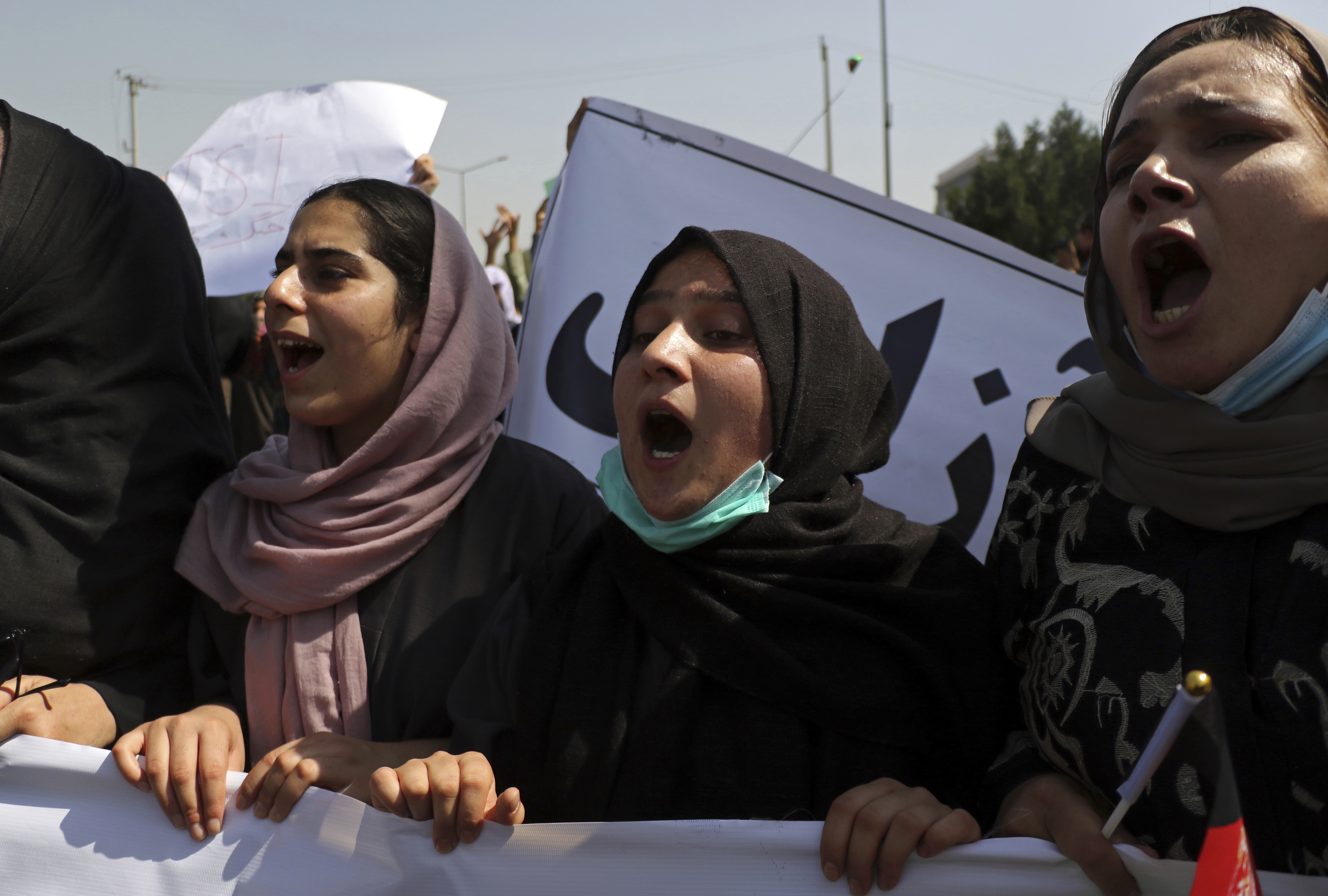 The Latest: Taliban block hundreds from leaving Afghanistan