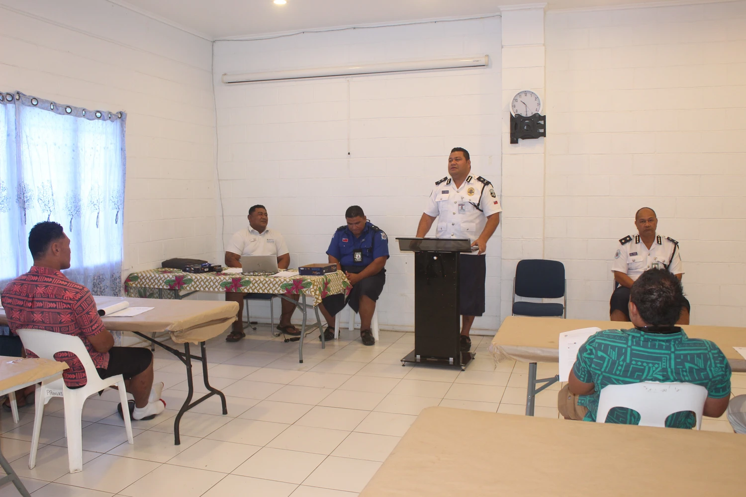 Inmates do food safety course