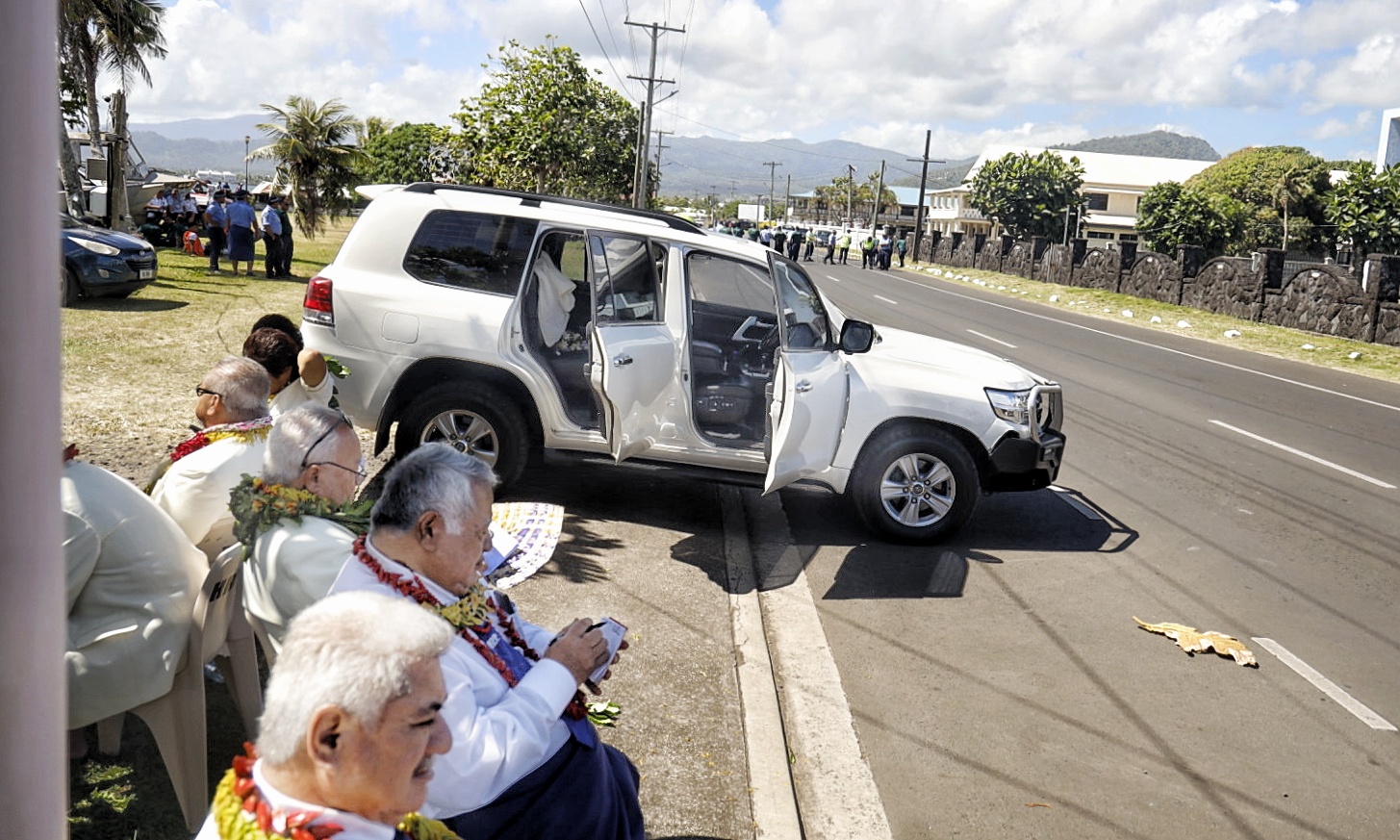 Party returned to Petesa after 2 hours