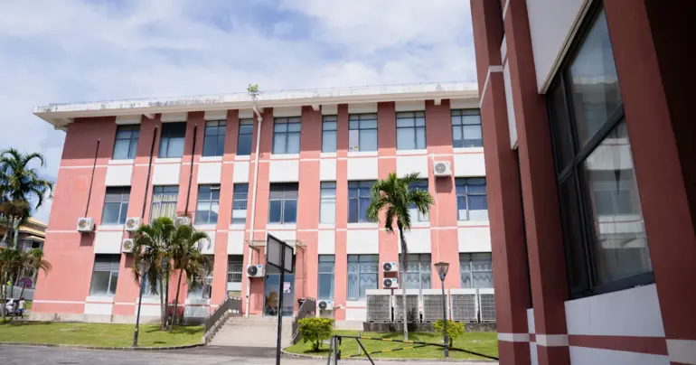 $2M cleaning contract awarded without tender