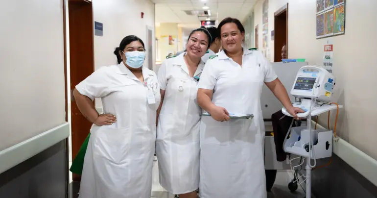 Weekly rounds in Savaii, do we have enough nurses?