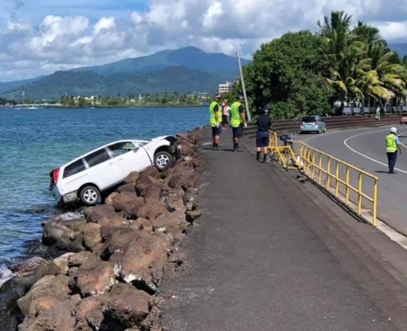 Police probe seawall car crash in Sogi