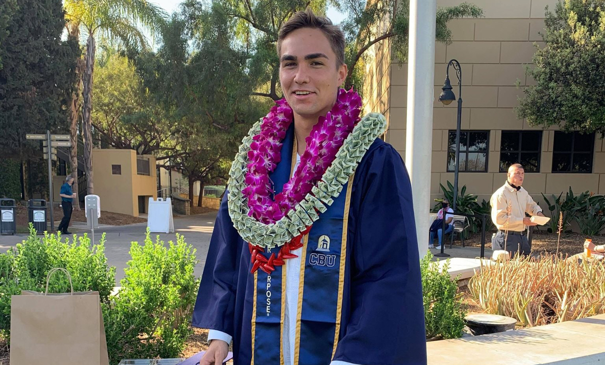 Top Samoan swimmer secures academic honours