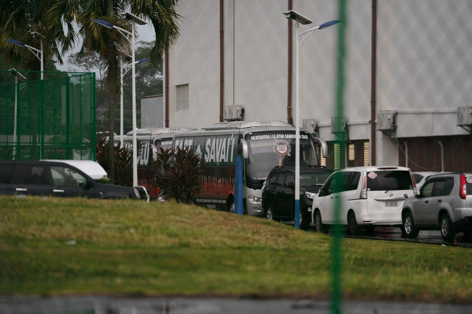 Tuilaepa urges FAST to declare bus owner