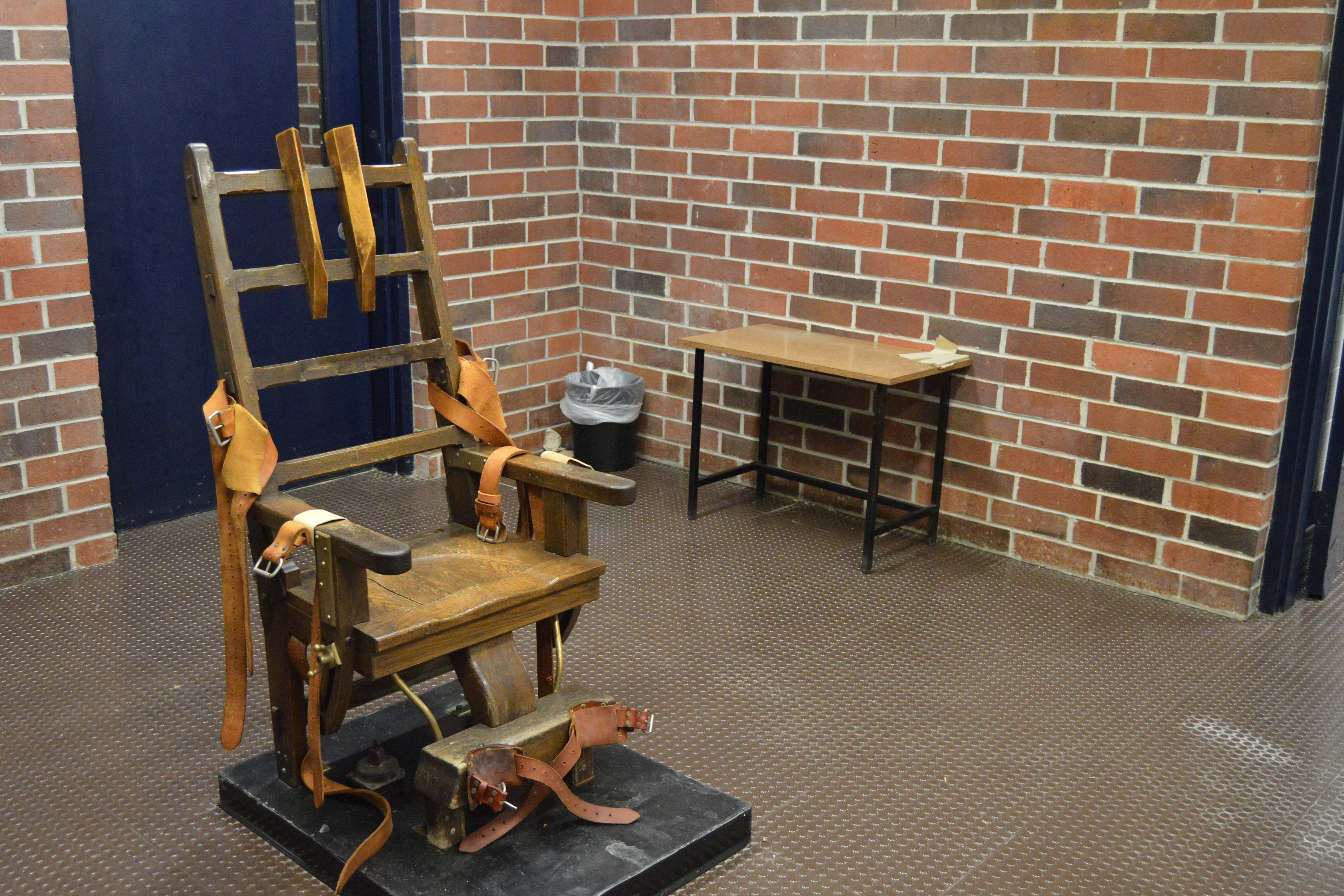 2 South Carolina executions halted until firing squad formed