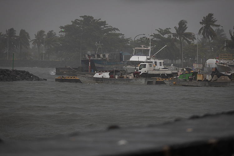 Why does the missing weather equipment on Apolima and Manono matter?