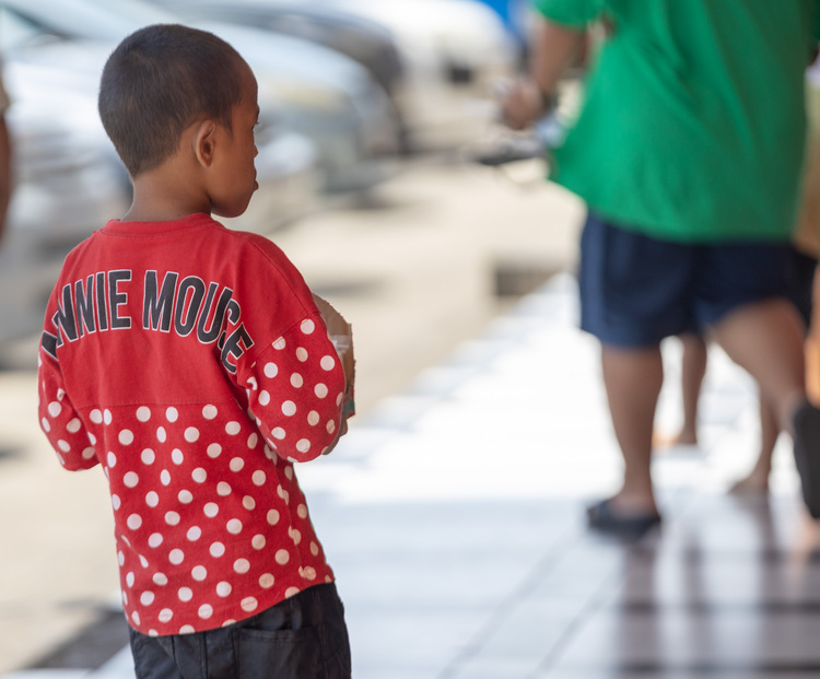 Child vendors: Act now to avert crisis