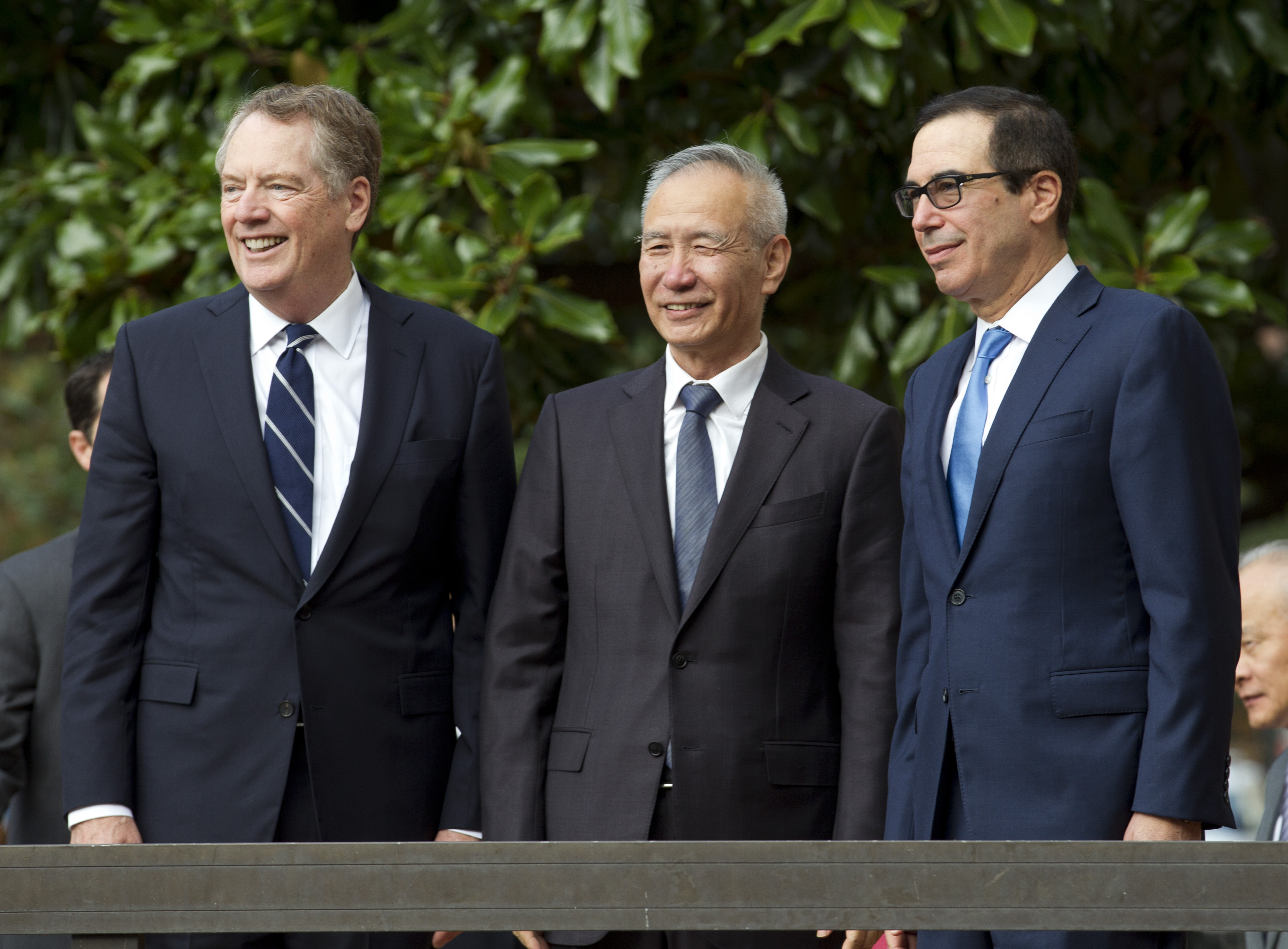 Forever war: US and China struggle to defuse trade conflict